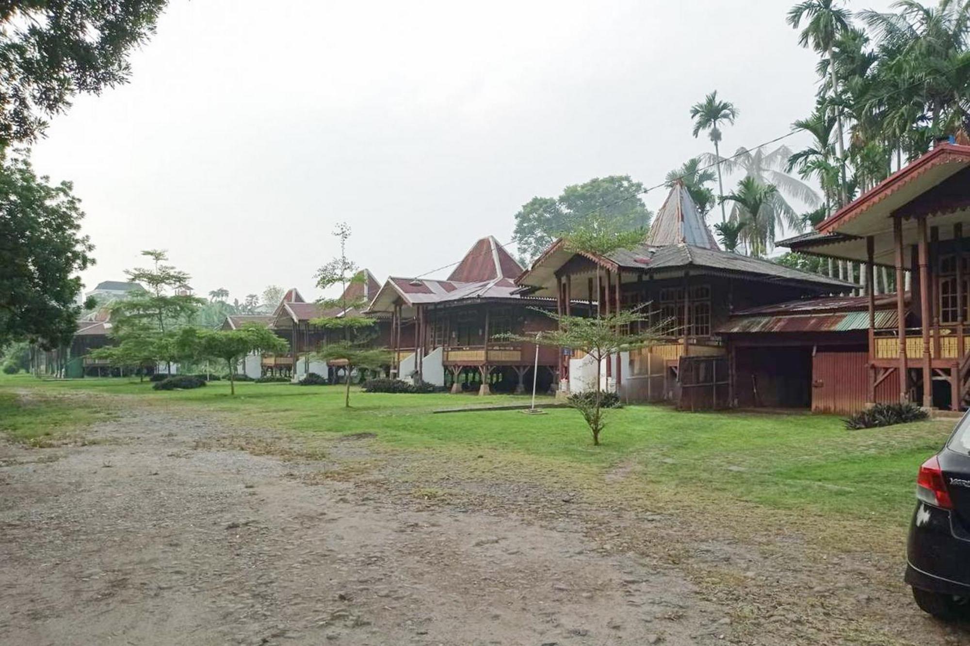 Hotel Pantai Panjang Bengkulu Redpartner Exterior photo